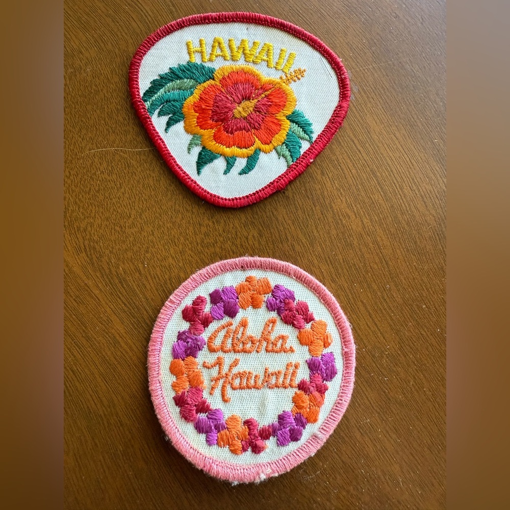 Pair of Vintage Hawaii Embroidered Patches